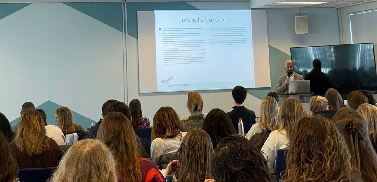 Zahed Ashkara bespreekt juridische AI use cases bij The Law Firm School